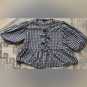 Velvet Heart Navy and White gingham  Top with bow details- xl